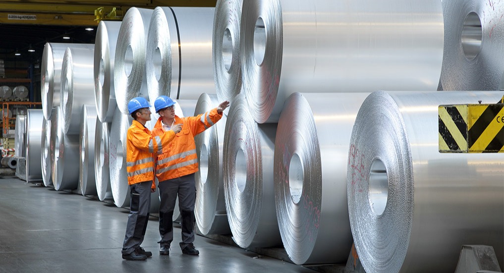 Pioneers in manufacturing aluminum products for architectural purposes such as windows, facades, skylights and doors.