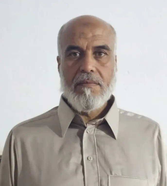الاستاذ عادل الهدار 