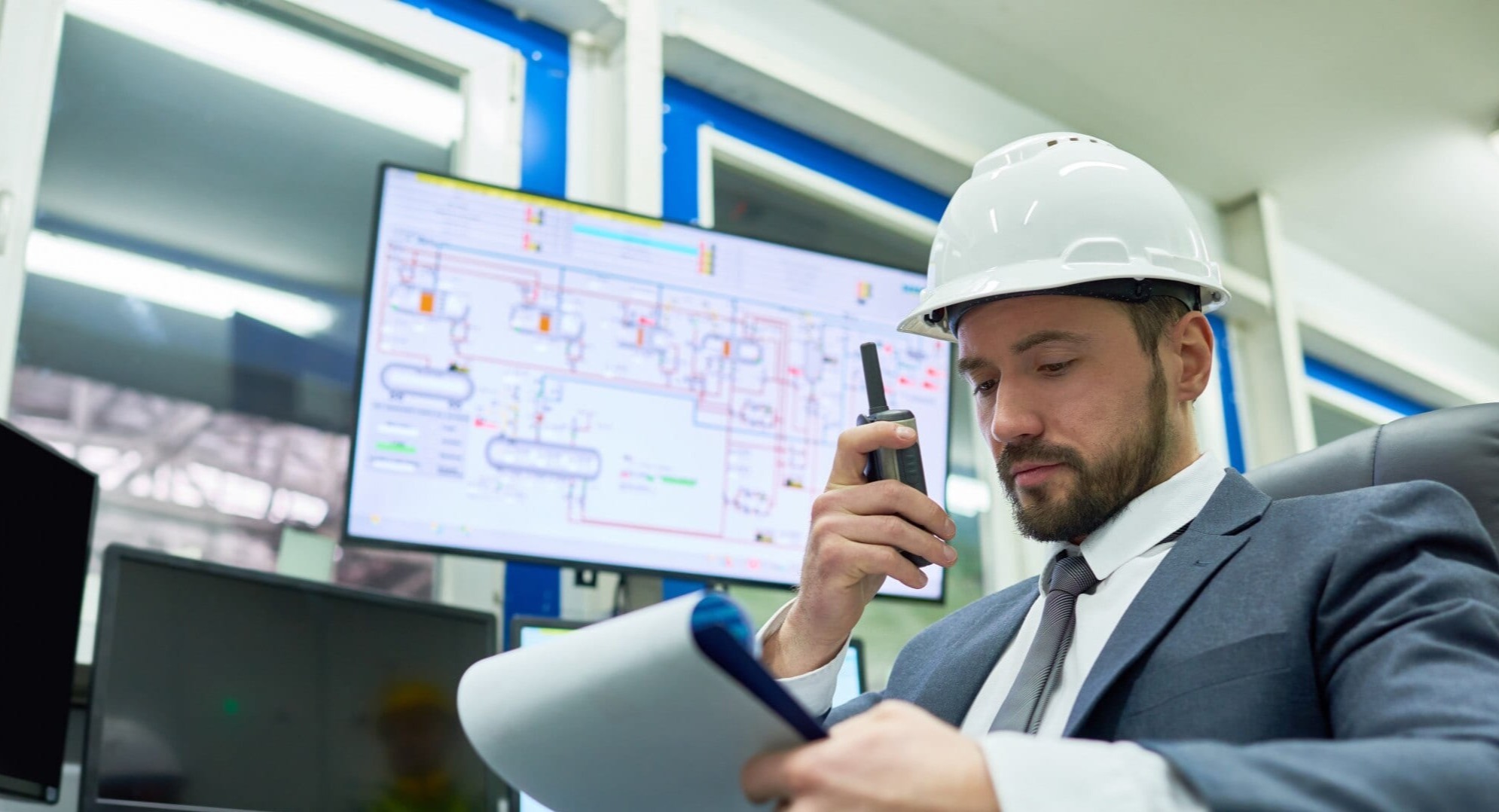 We provide top-quality technical services for architecture and construction, specializing in wall painting, tile and marble fixing, kitchen and swimming pool maintenance, and more.